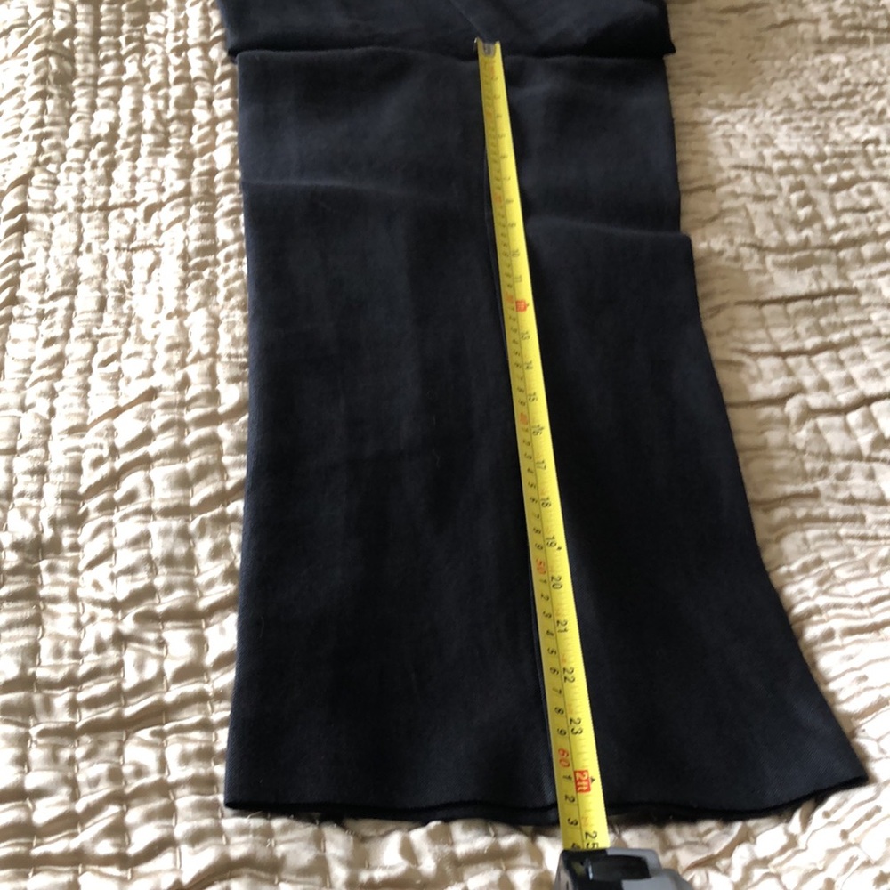 Irish linen blck crop pant Waist measures 30” laying flat. Size 4 Talbots - Picture 3 of 8